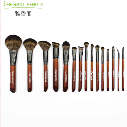 化妝刷套裝哪個好？挑選化妝刷都有哪些小技巧？