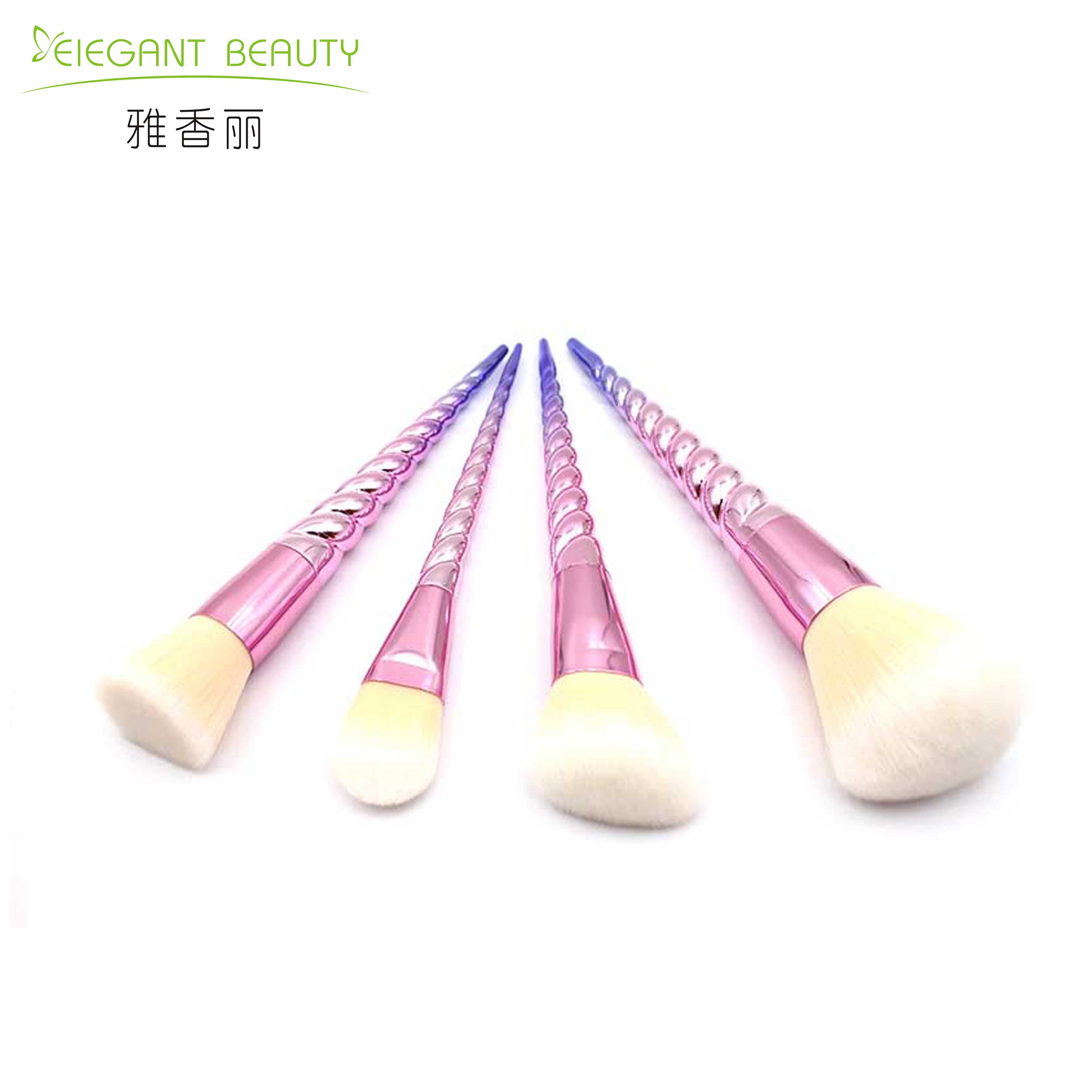 一套化妝刷可以用幾年？