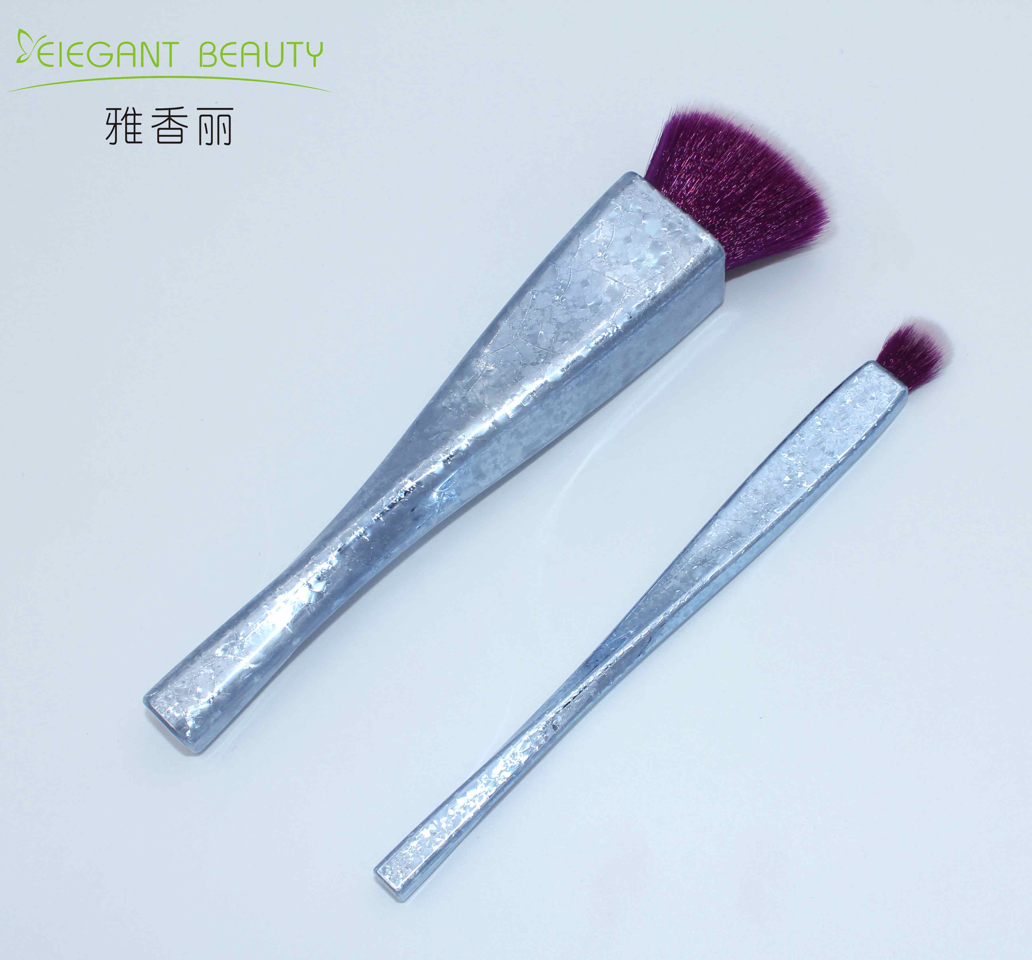 化妝刷套裝：不僅僅是工具，更是藝術(shù)的載體